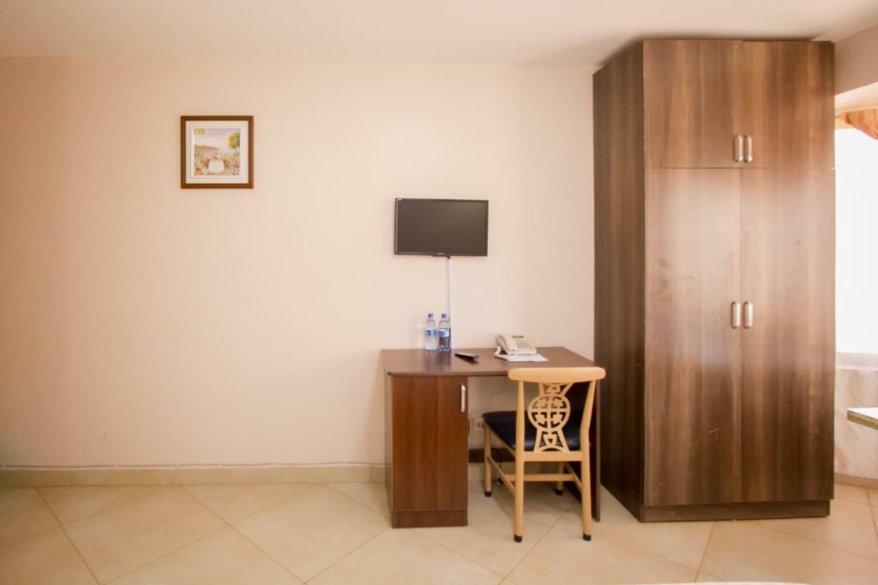 Paleo Hotel&Spa Thika Esterno foto